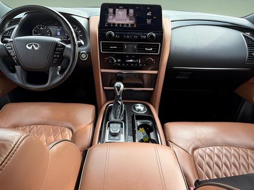 2024 INFINITI QX80 SENSORY