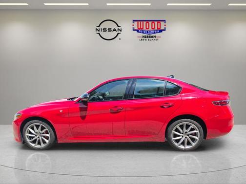 Rosso 2024 Alfa Romeo Giulia Ti