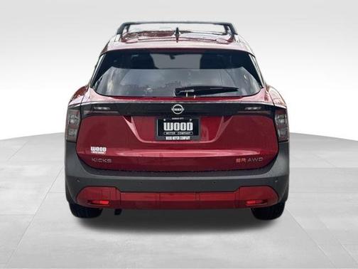 2026 Nissan Kicks SR