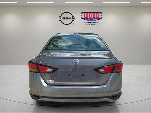 Gun Metallic 2025 Nissan Altima S