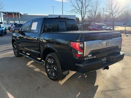 2023 Nissan Titan Platinum Reserve