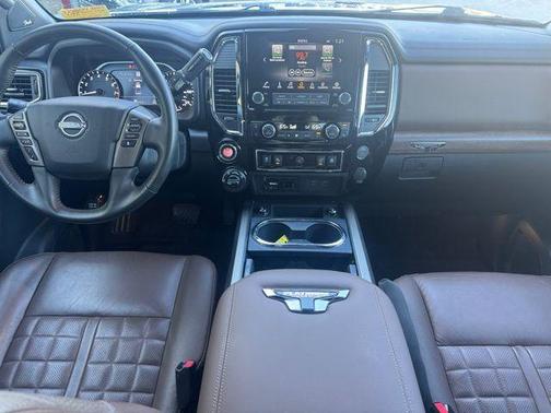 2023 Nissan Titan Platinum Reserve