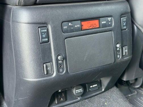 2020 Nissan Armada Platinum