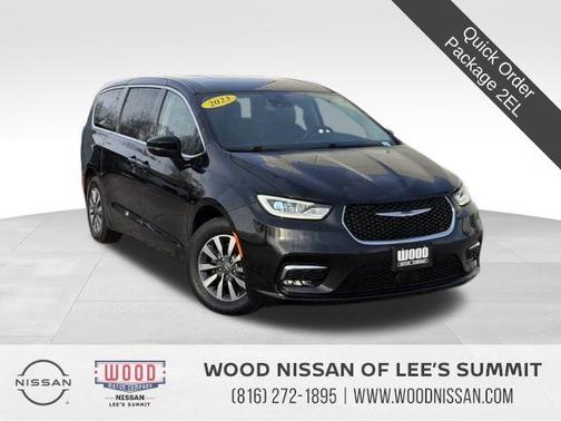 2023 Chrysler Pacifica Hybrid Touring L