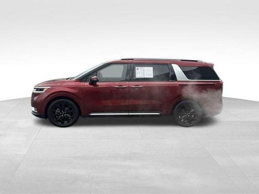 2022 Kia Carnival SX