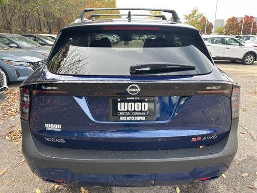 2026 Nissan Kicks SR