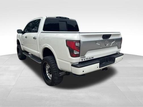 2024 Nissan Titan Platinum Reserve