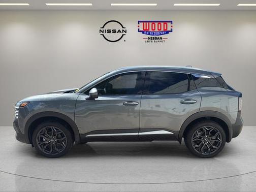 Gun Metallic 2025 Nissan Kicks SR