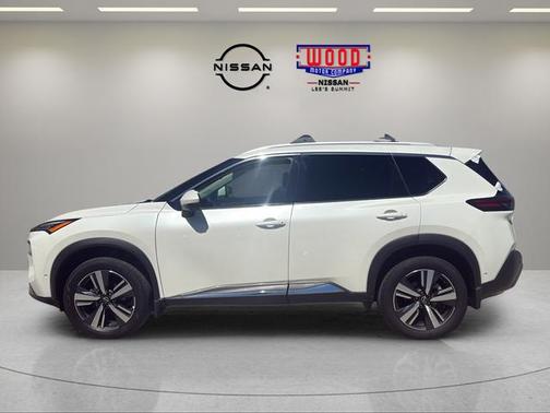 White 2023 Nissan Rogue SL