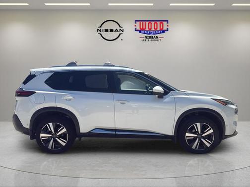 White 2023 Nissan Rogue SL
