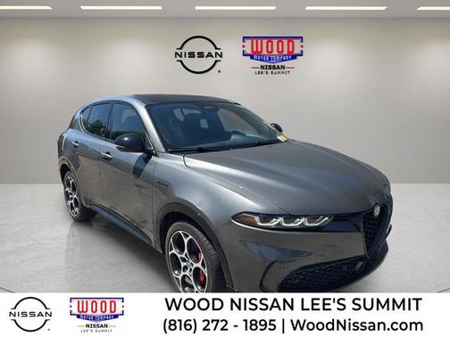 Metallic 2025 Alfa Romeo Tonale Base