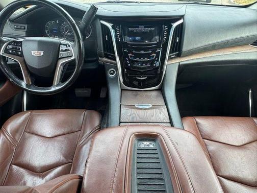 2018 Cadillac Escalade ESV Premium Luxury