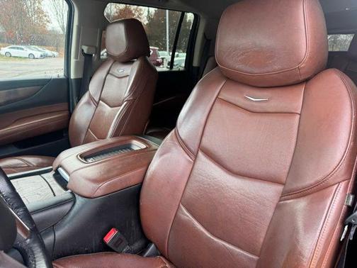 2018 Cadillac Escalade ESV Premium Luxury