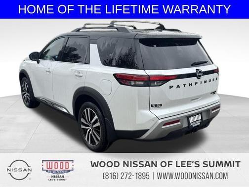 2025 Nissan Pathfinder Platinum
