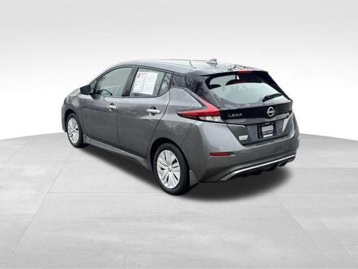 2025 Nissan Leaf S