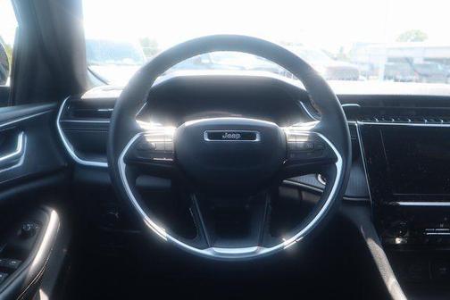 2024 Jeep Grand Cherokee L Laredo