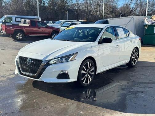 2021 Nissan Altima 2.5 SR