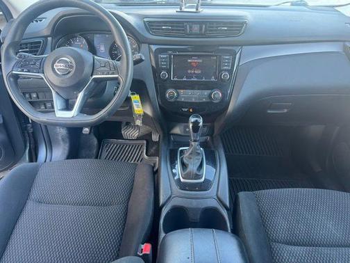 2022 Nissan Rogue Sport S