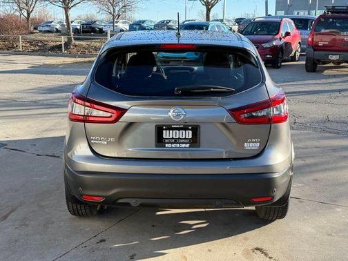 2022 Nissan Rogue Sport S