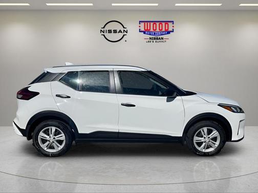 2025 Nissan Kicks Play S