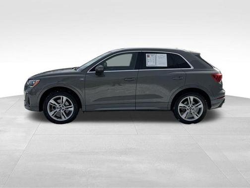 2021 Audi Q3 45 S line Premium