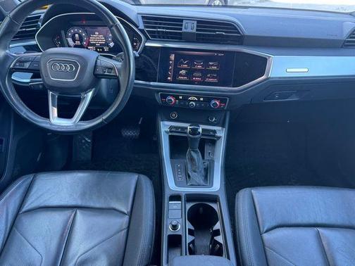 2021 Audi Q3 45 S line Premium