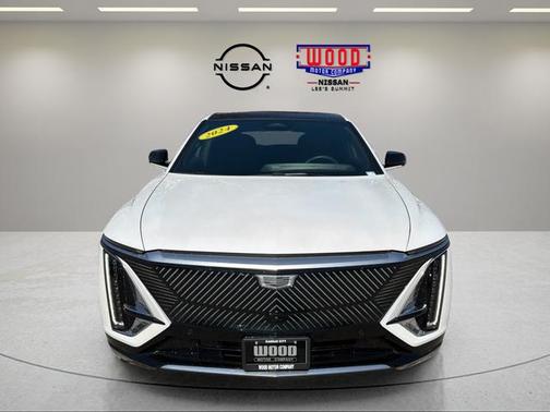 Crystal White Tri-Coat 2024 Cadillac LYRIQ Luxury