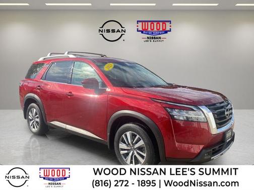Scarlet Ember 2023 Nissan Pathfinder SL