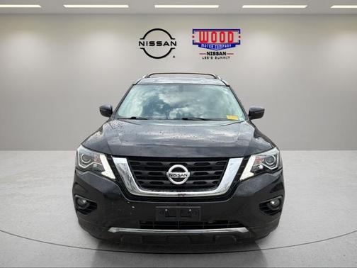 Magnetic Black Pearl 2020 Nissan Pathfinder SV