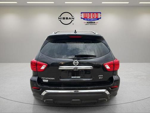 Magnetic Black Pearl 2020 Nissan Pathfinder SV