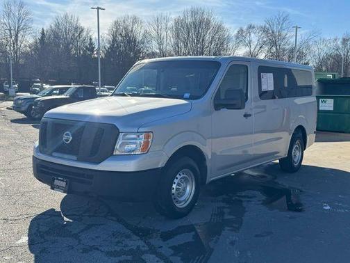 2019 Nissan NV Passenger NV3500 HD S V6/S V8