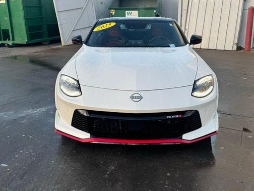 2025 Nissan Z NISMO