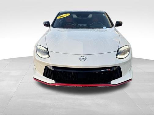 2025 Nissan Z NISMO