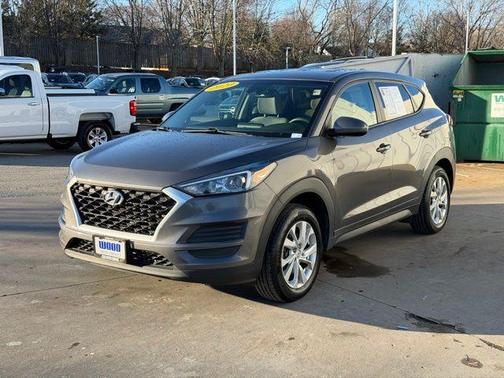 2020 Hyundai TUCSON SE