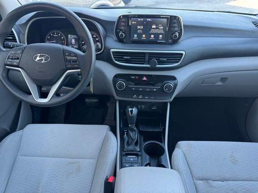 2020 Hyundai TUCSON SE