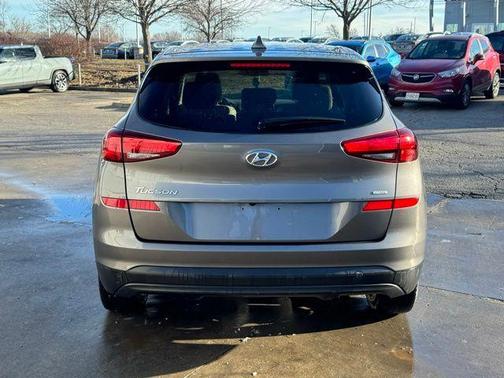 2020 Hyundai TUCSON SE