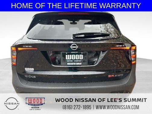 2026 Nissan Kicks SR