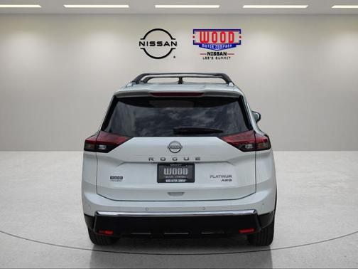 Everest White P 2026 Nissan Rogue Platinum