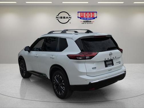 Everest White P 2026 Nissan Rogue Platinum