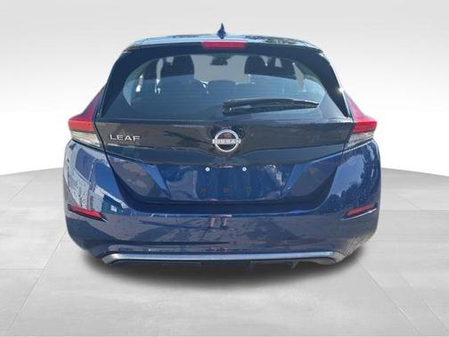 2023 Nissan Leaf S
