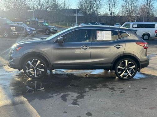 2022 Nissan Rogue Sport SL