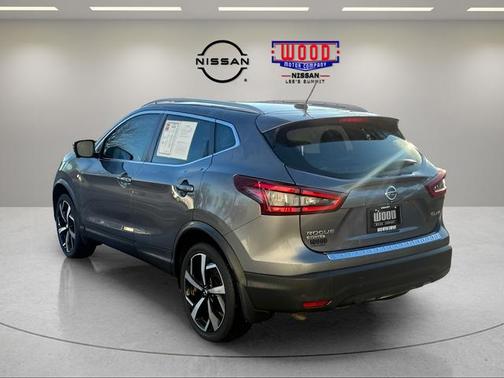 2022 Nissan Rogue Sport SL