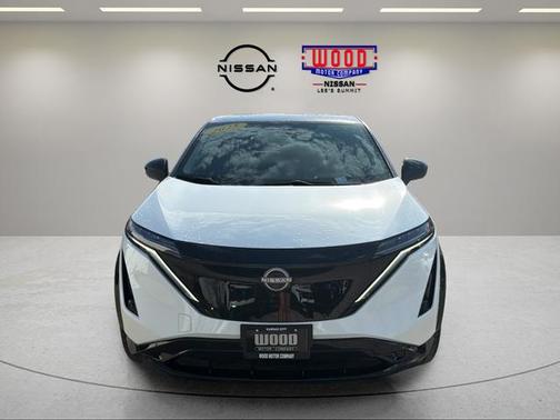 2t Wht Blk Roof 2025 Nissan ARIYA EVOLVE+