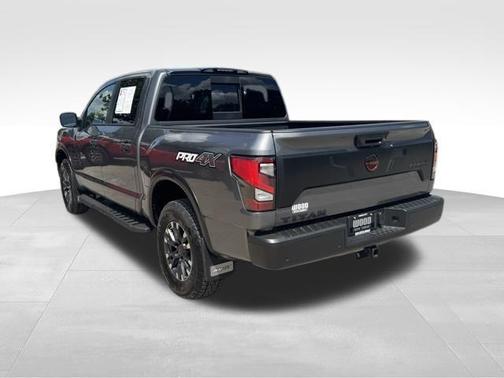2024 Nissan Titan PRO-4X