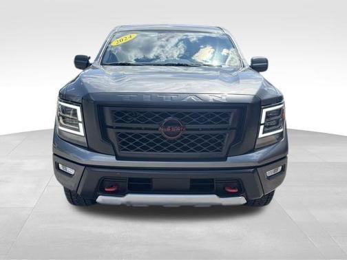 2024 Nissan Titan PRO-4X