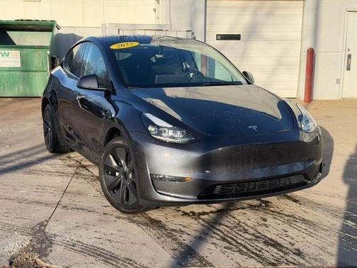 2025 Tesla Model Y Long Range