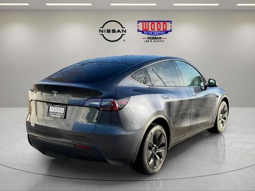 2025 Tesla Model Y Long Range
