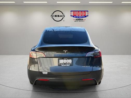 2025 Tesla Model Y Long Range