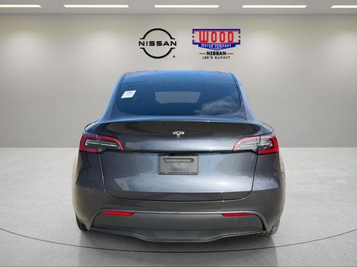 2025 Tesla Model Y Long Range