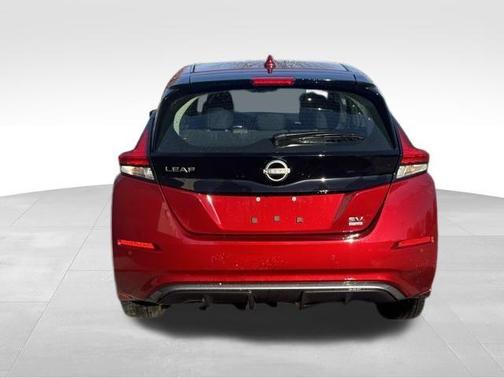 2024 Nissan Leaf SV PLUS